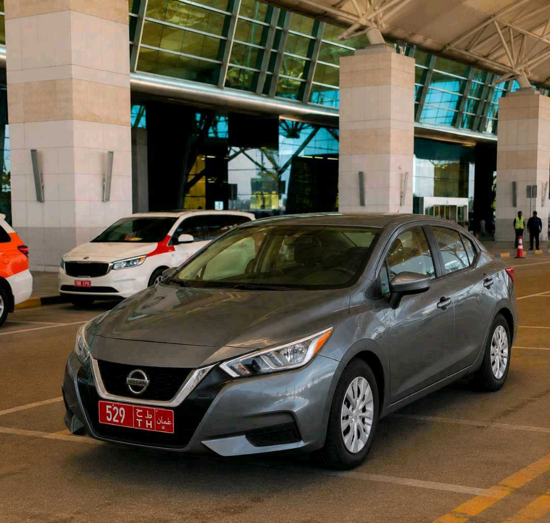 NISSAN VERSA 2023