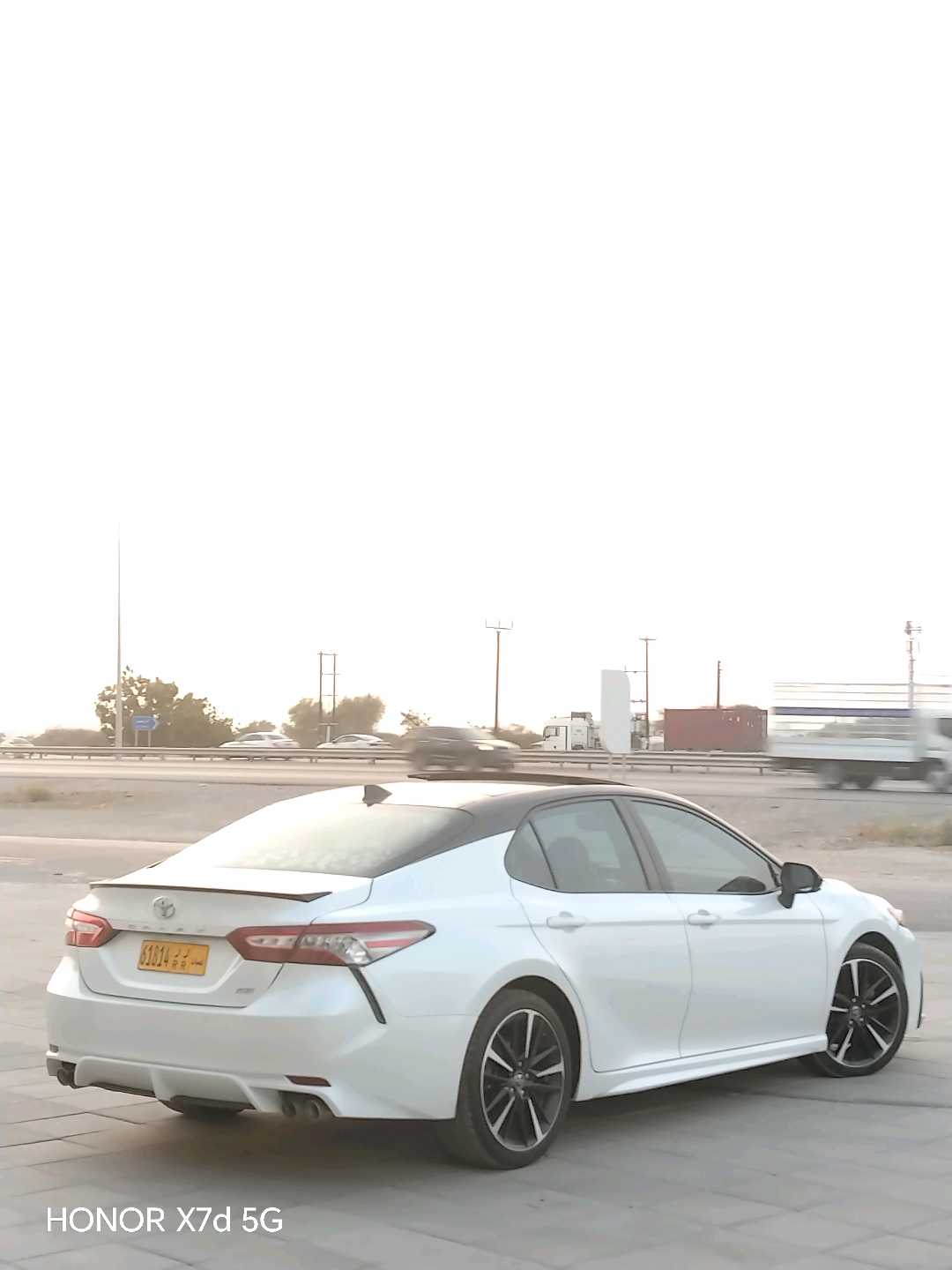 Car Image 2019 TOYOTA CAMRY XSE