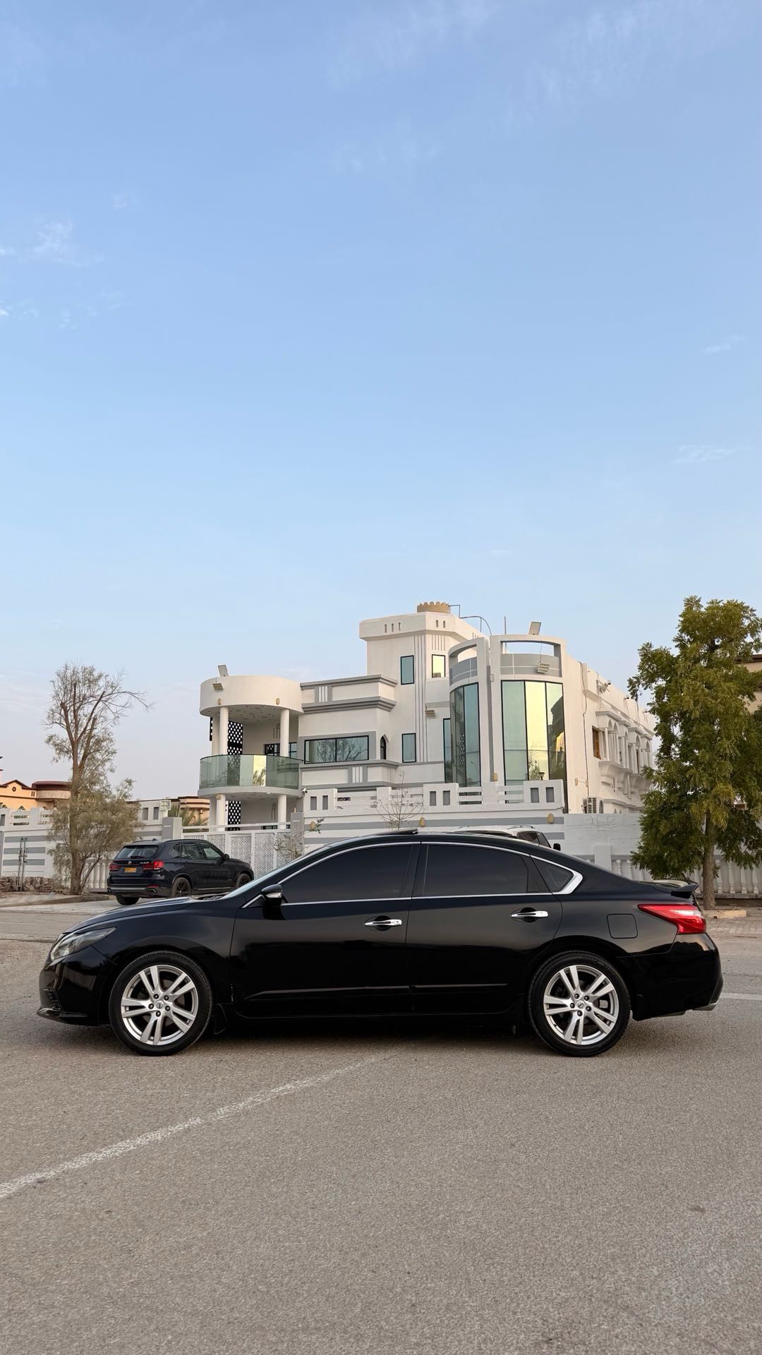 Car Image 2017 NISSAN ALTIMA SL
