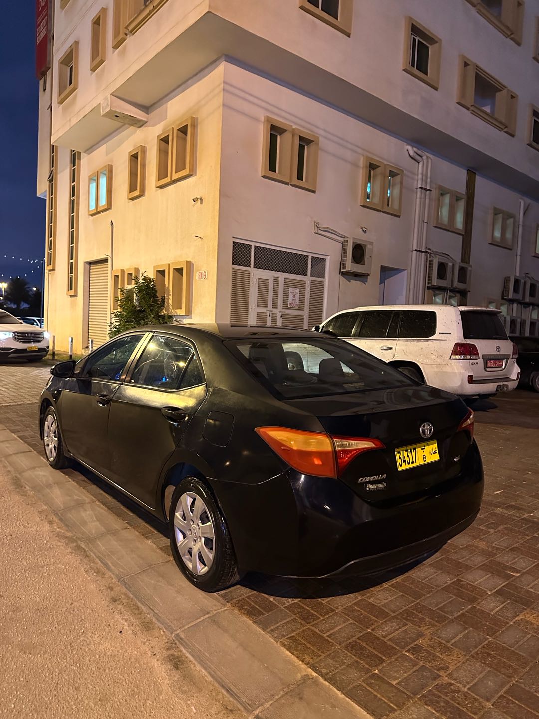 Car Image 2019 TOYOTA COROLLA SE