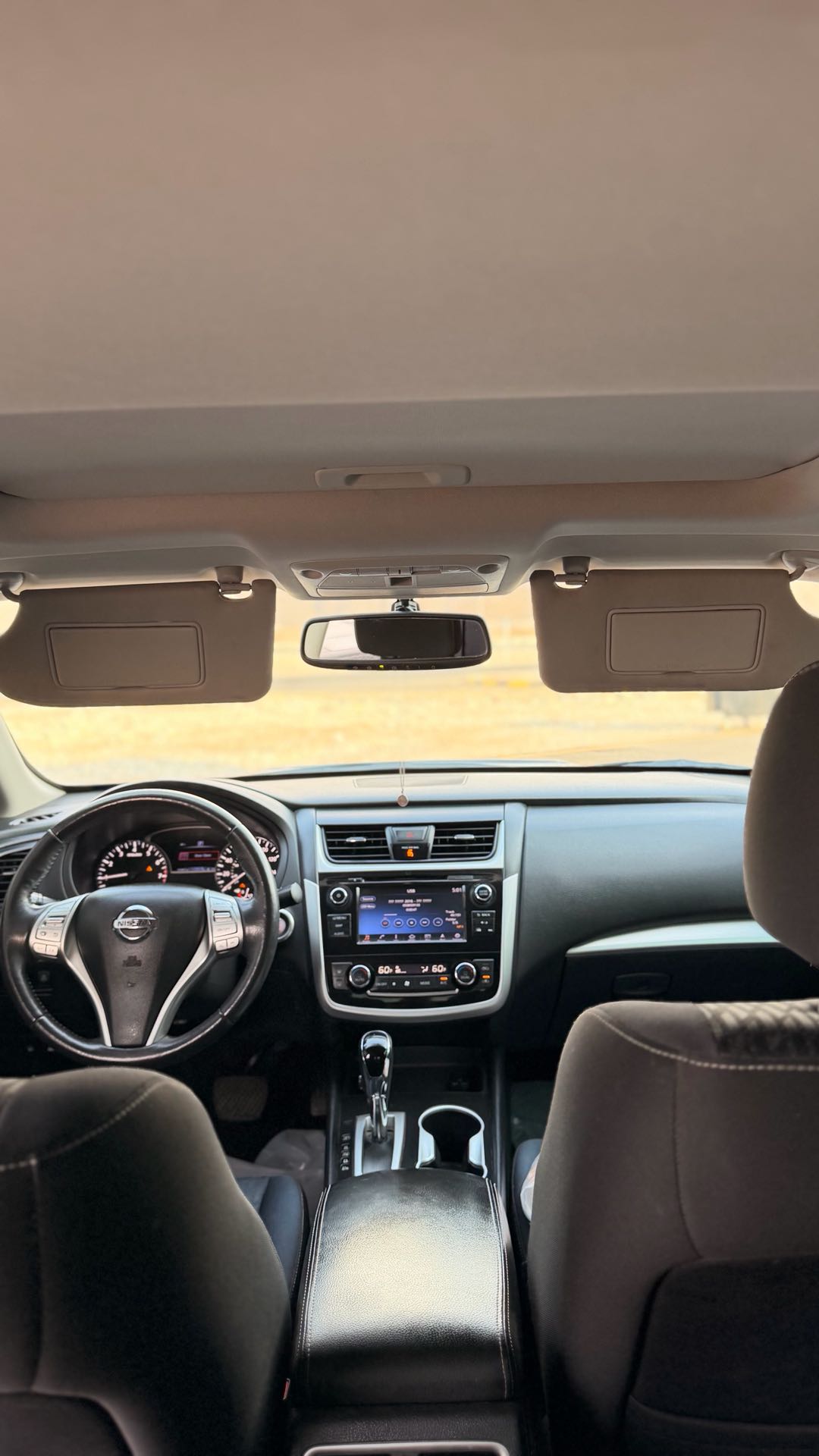 Car Image 2018 NISSAN ALTIMA SV