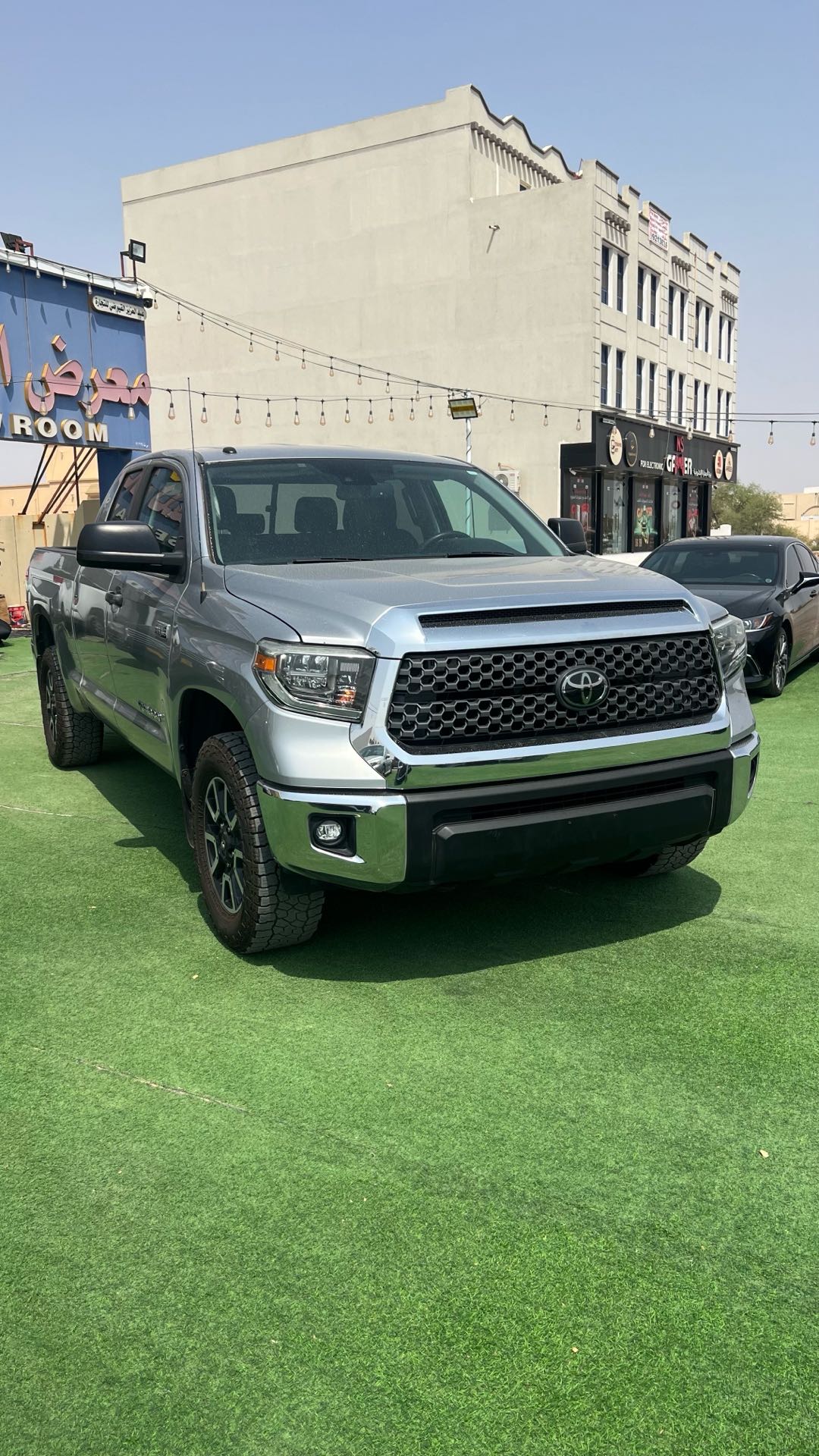 Car Image 2018 TOYOTA TUNDRA TRD