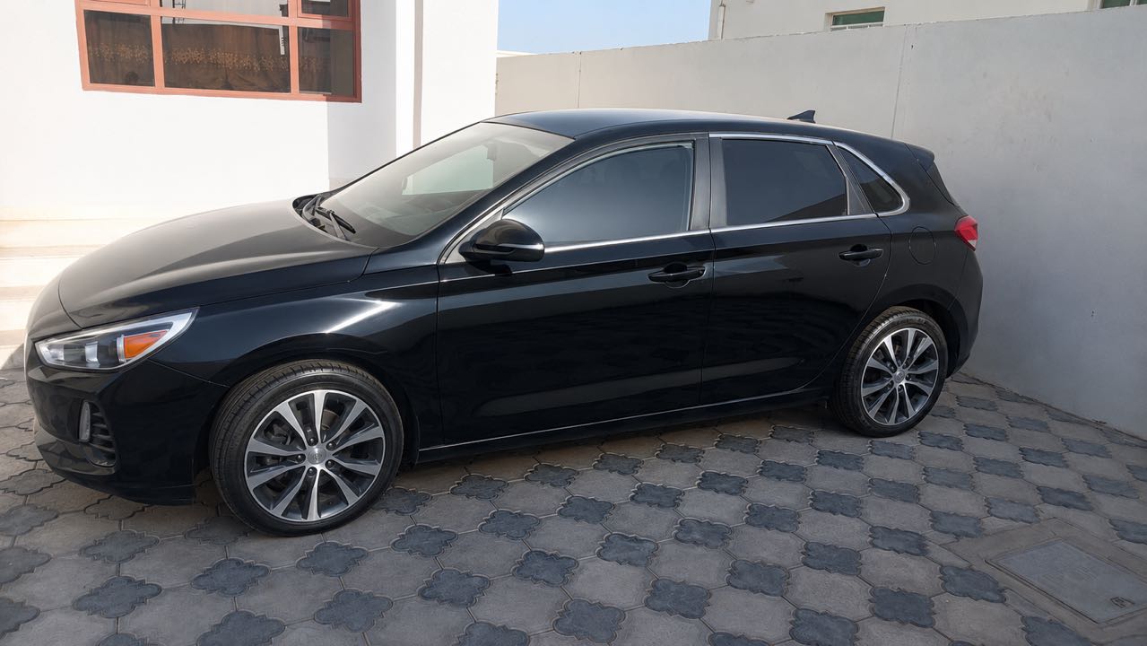 Car Image 2019 HYUNDAI ELANTRA GT