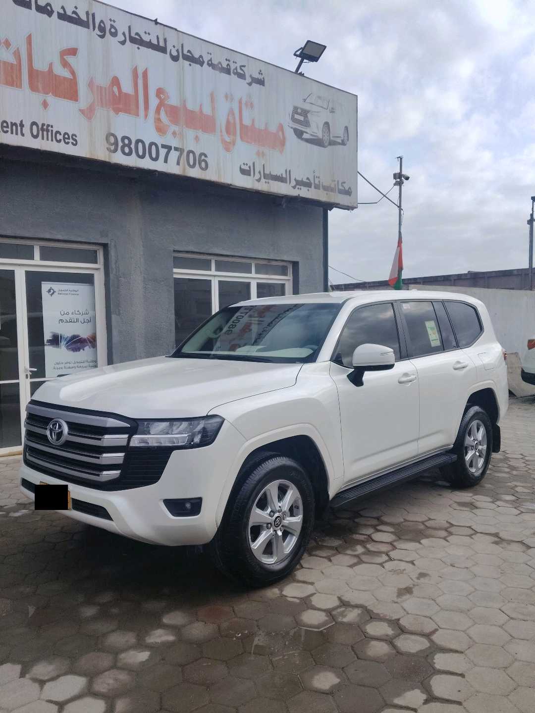 Car Image 2025 TOYOTA LAND CRUISER GX.R