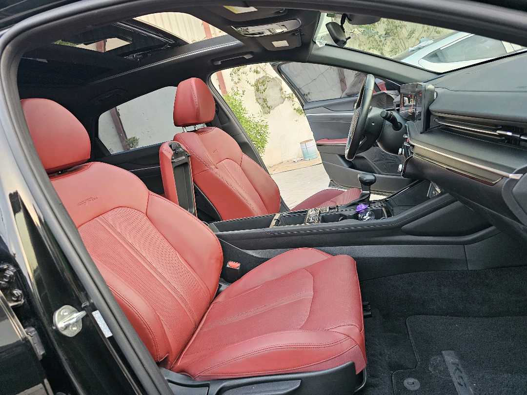 Car Image 2025 KIA K5 