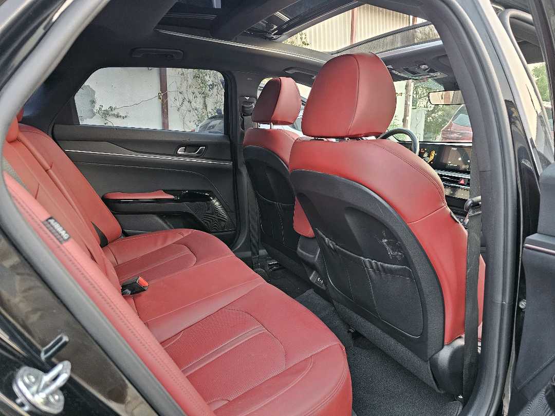 Car Image 2025 KIA K5 