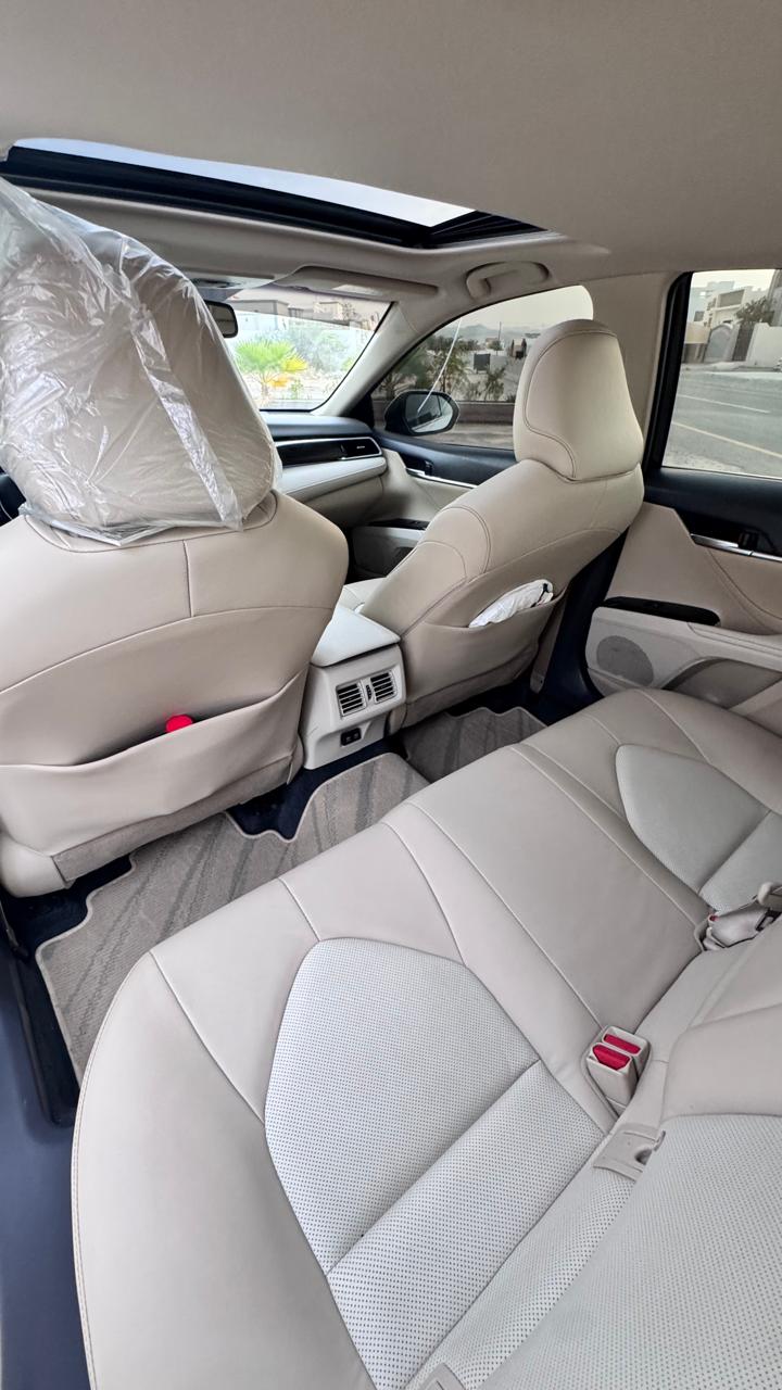 Car Image 2018 TOYOTA CAMRY Lumiere