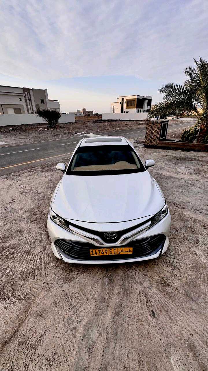 Car Image 2018 TOYOTA CAMRY Lumiere