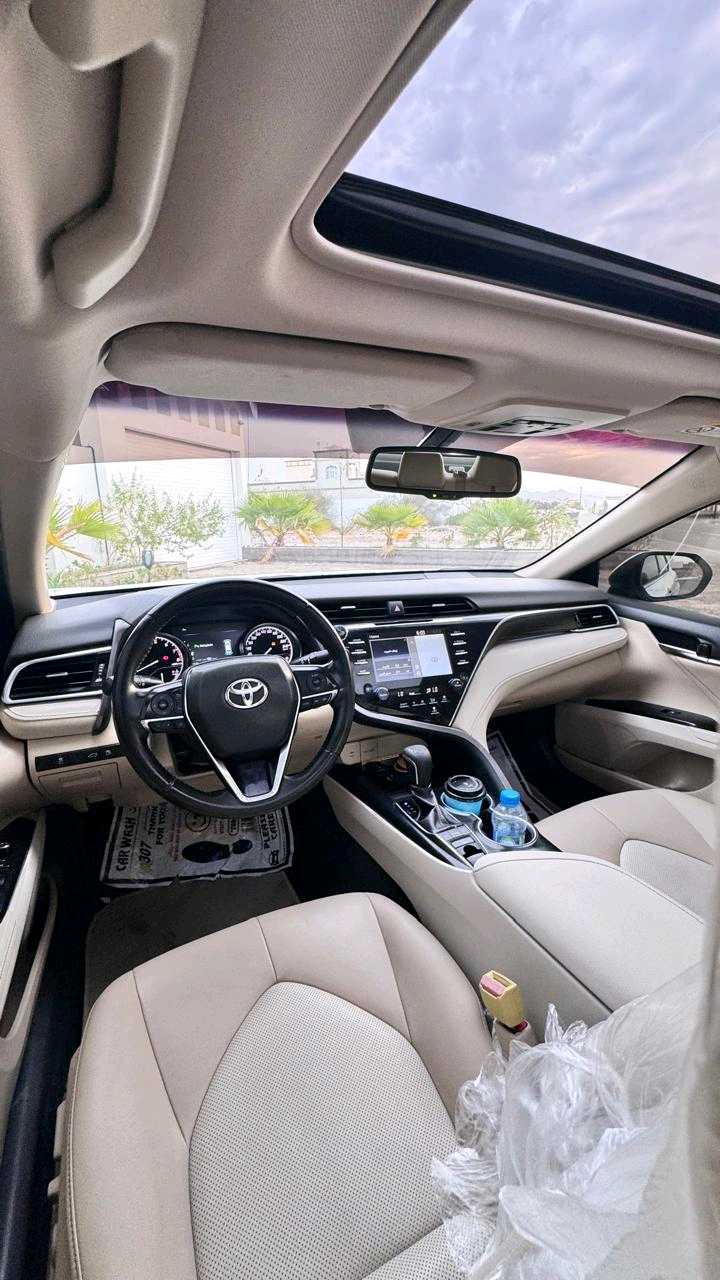 Car Image 2018 TOYOTA CAMRY Lumiere
