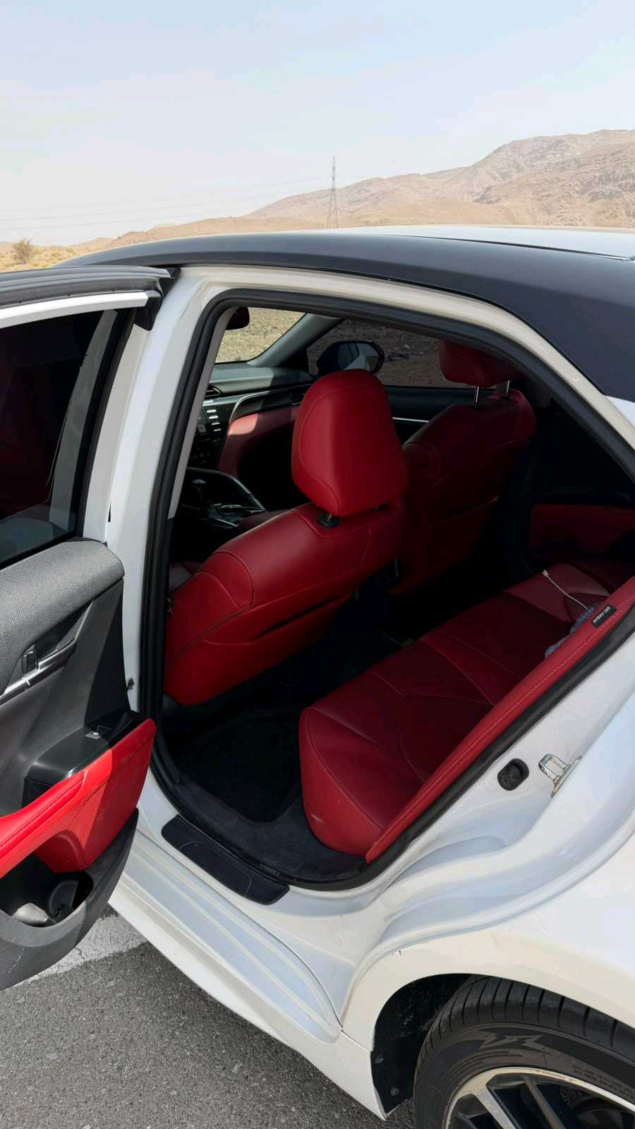 Car Image 2020 TOYOTA CAMRY XSE