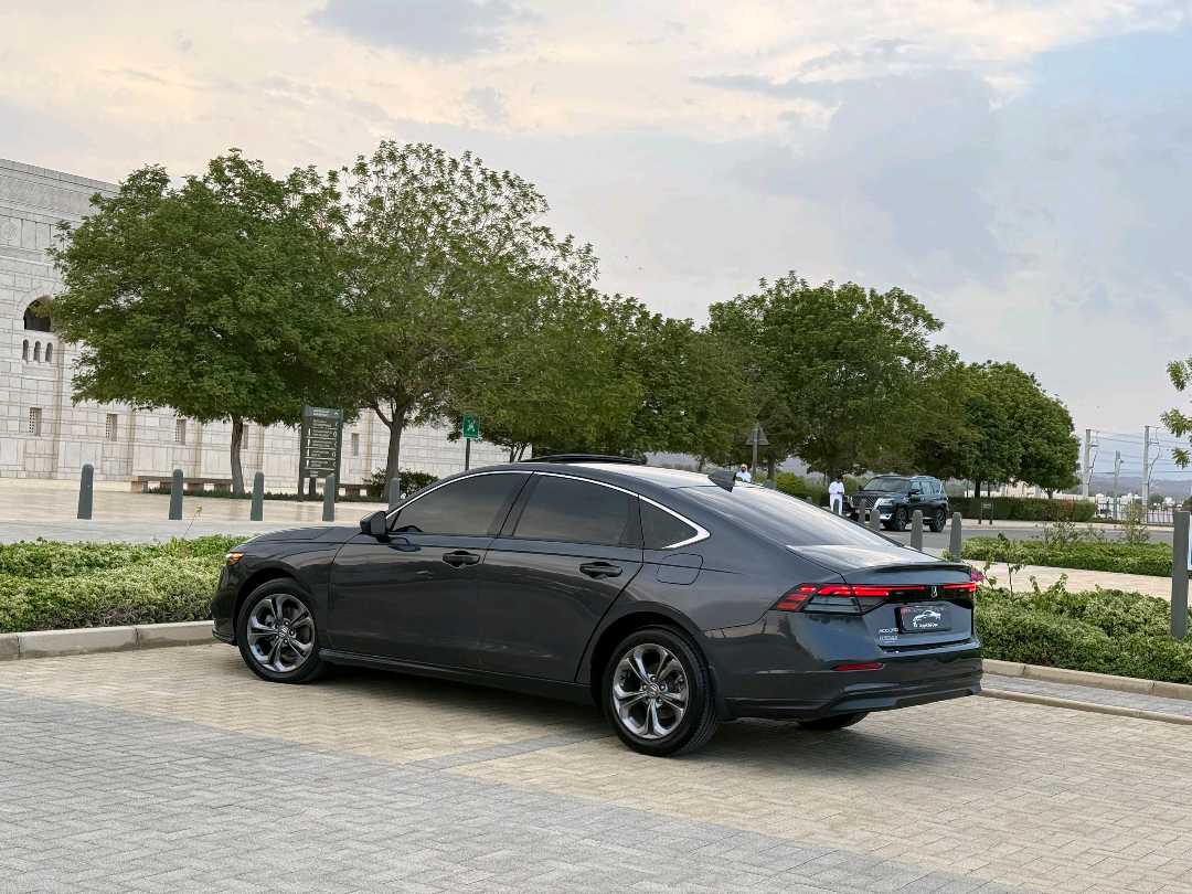 Car Image 2024 HONDA ACCORD EX