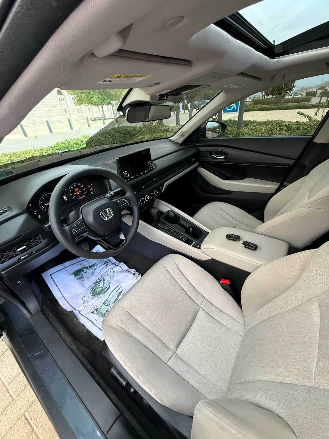 Car Image 2024 HONDA ACCORD EX