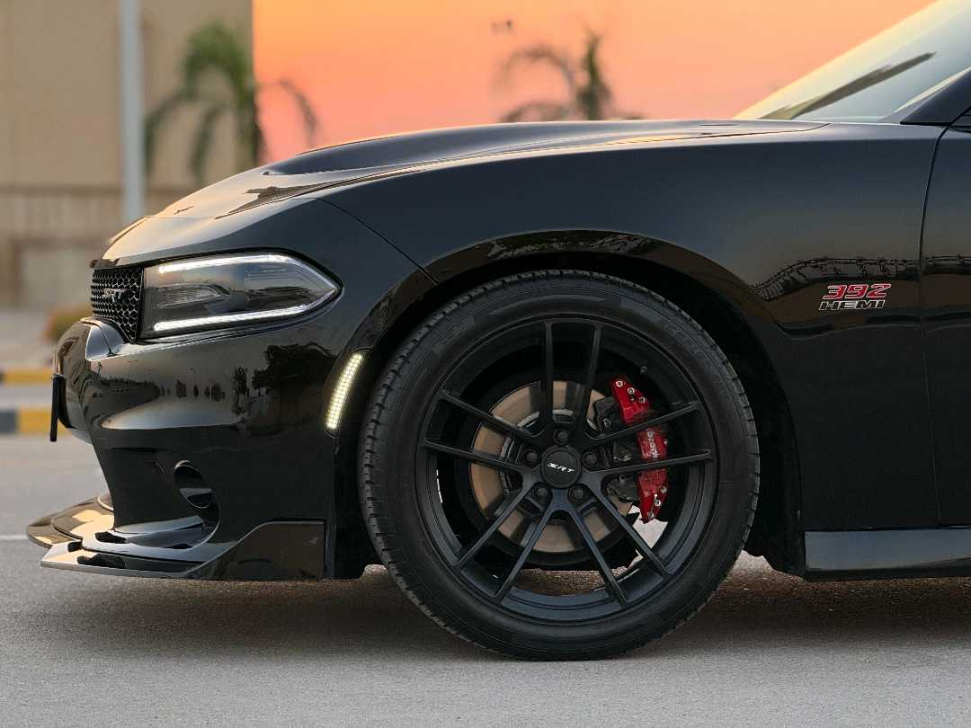 Car Image 2020 DODGE CHARGER R/T