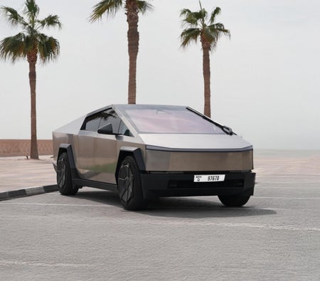 TESLA CYBERTRUCK 2024