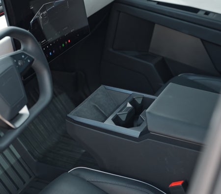 TESLA CYBERTRUCK 2024