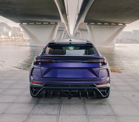 LAMBORGHINI URUS 2020