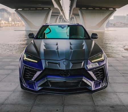 LAMBORGHINI URUS 2020