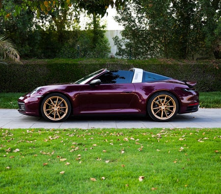 PORSCHE 911 2022
