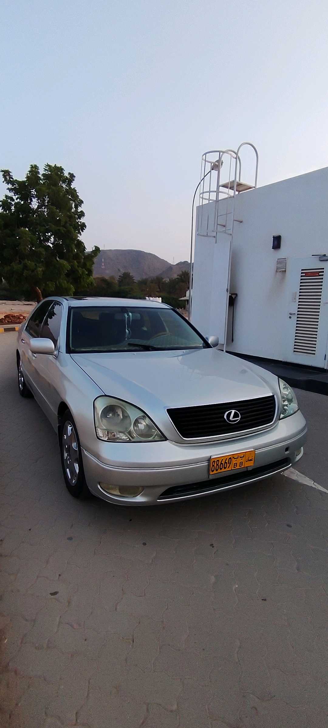Car Image 2001 LEXUS LS 430