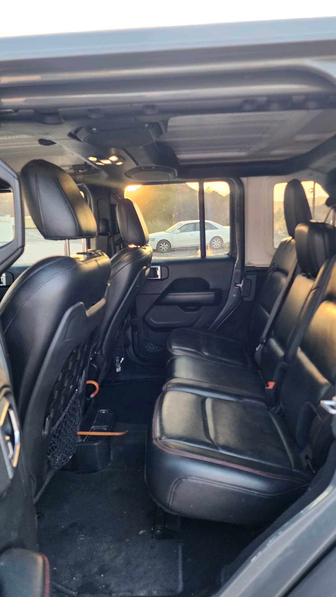 Car Image 2019 JEEP WRANGLER Rubicon