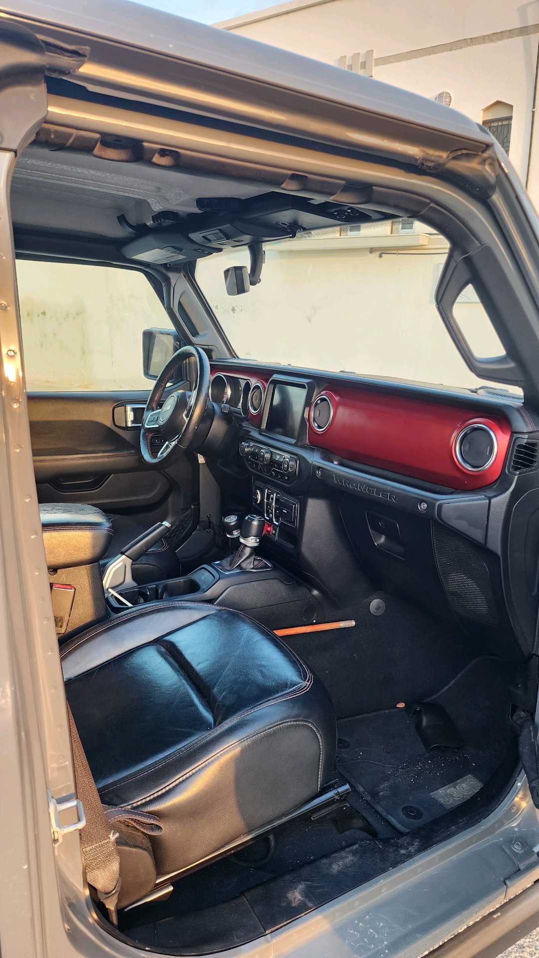 Car Image 2019 JEEP WRANGLER Rubicon