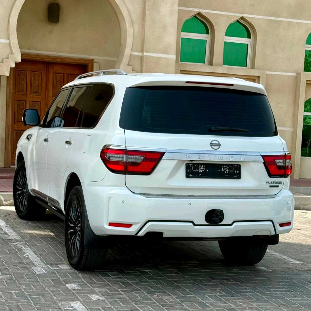 Car Image 2014 NISSAN PATROL Platinum