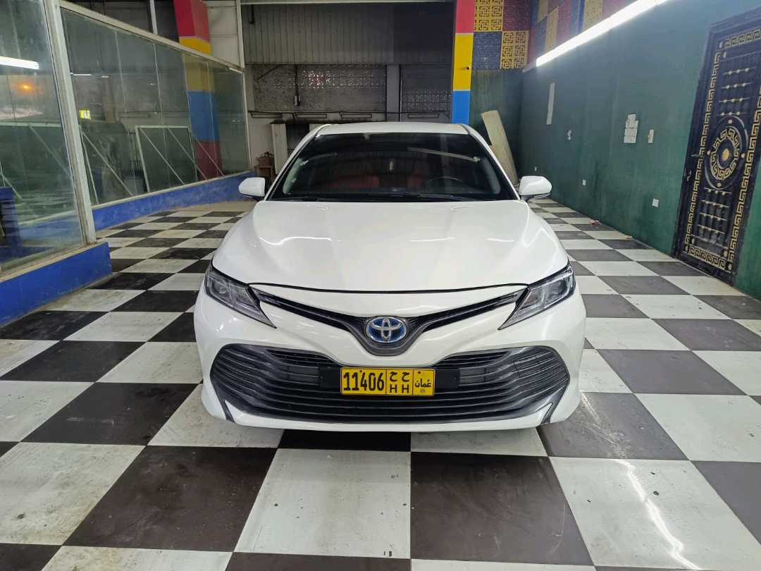 Car Image 2019 TOYOTA CAMRY LE