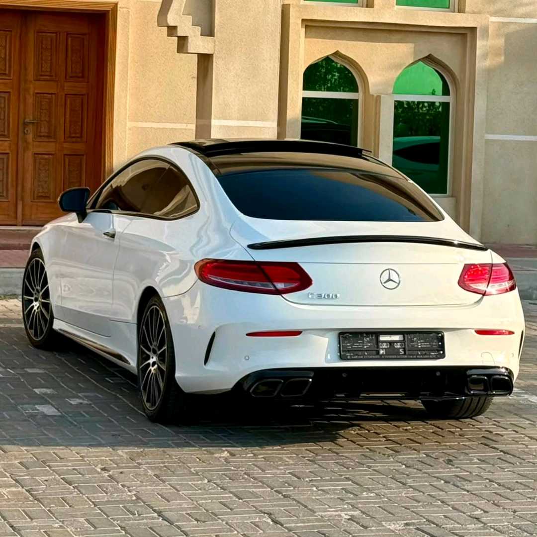 Car Image 2018 MERCEDES C Class 300