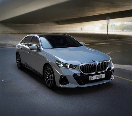 بي أم دبليو 5 SERIES 2024