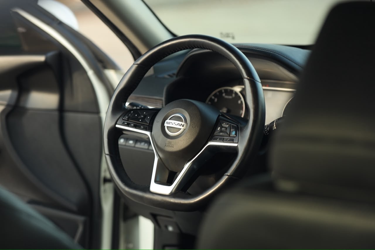 Car Image 2020 NISSAN ALTIMA Platinum 