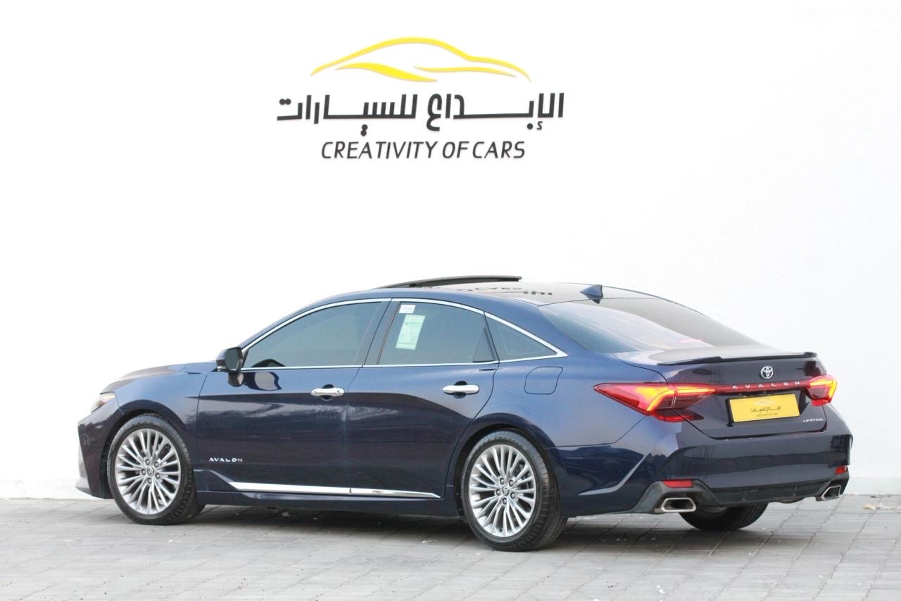 Car Image 2021 TOYOTA AVALON LIMITED