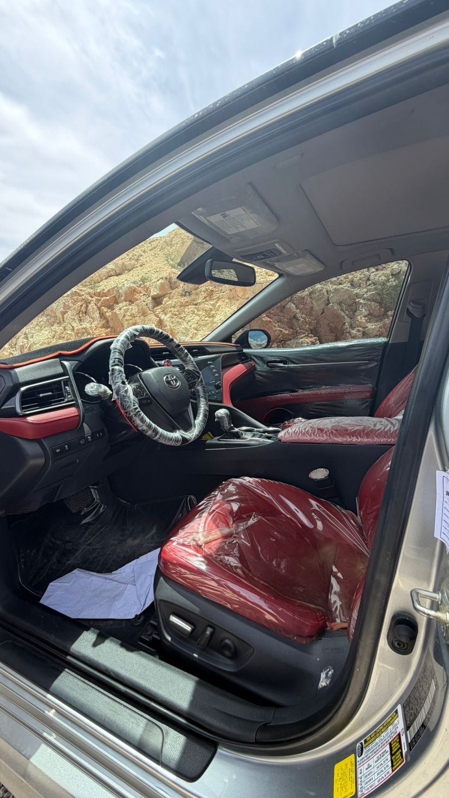 Car Image 2019 TOYOTA CAMRY XSE