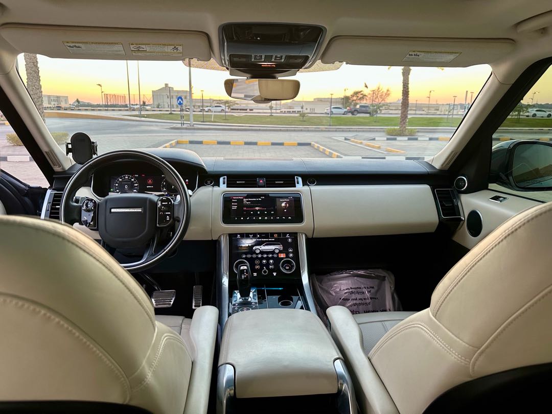 Car Image 2018 LAND ROVER SPORT HSE Dynamic