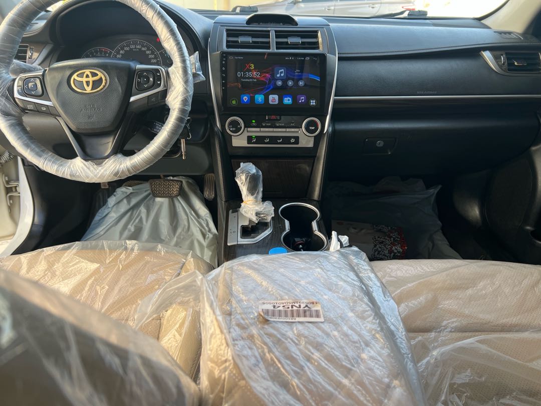 Car Image 2014 TOYOTA CAMRY GL