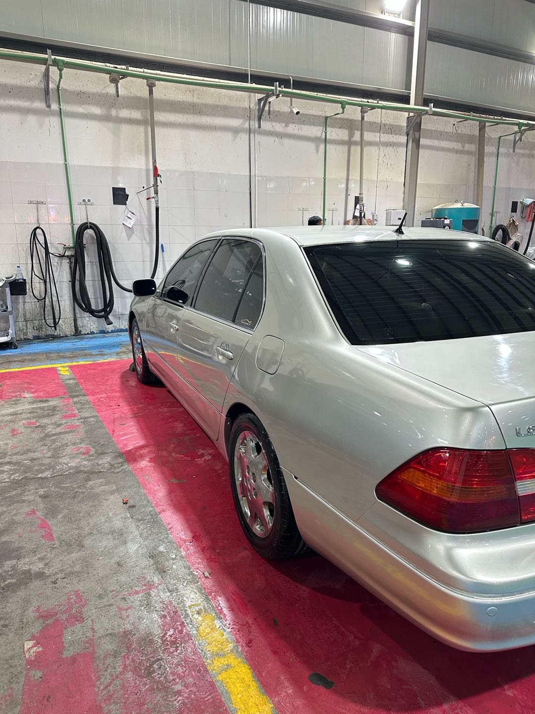 Car Image 2001 LEXUS LS 430