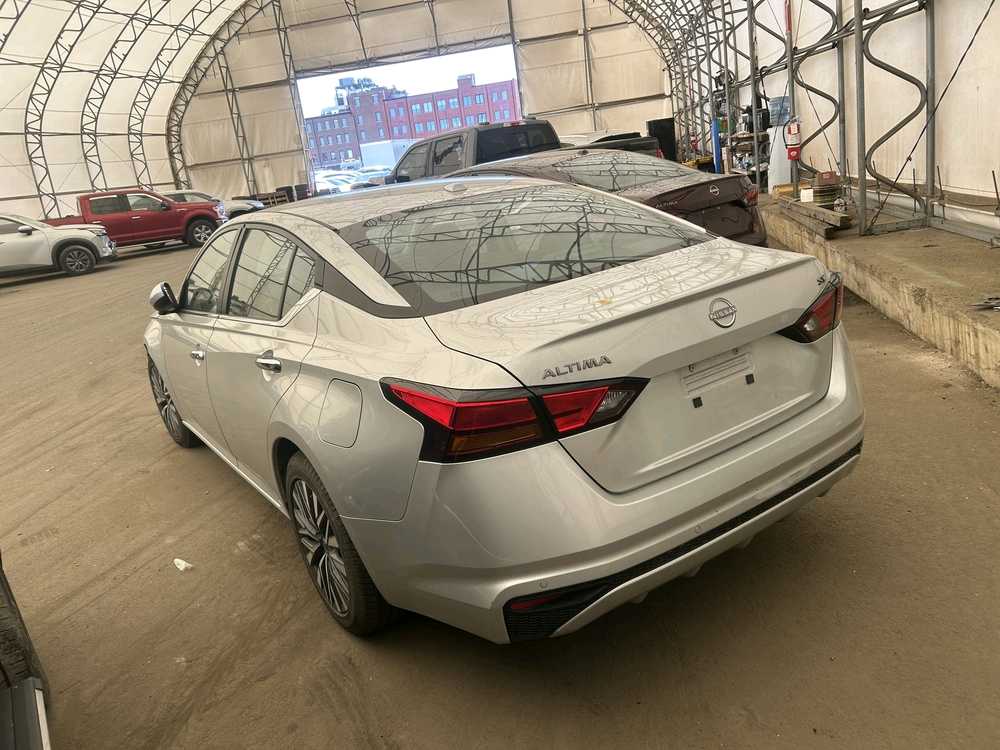 Car Image 2023 NISSAN ALTIMA SV