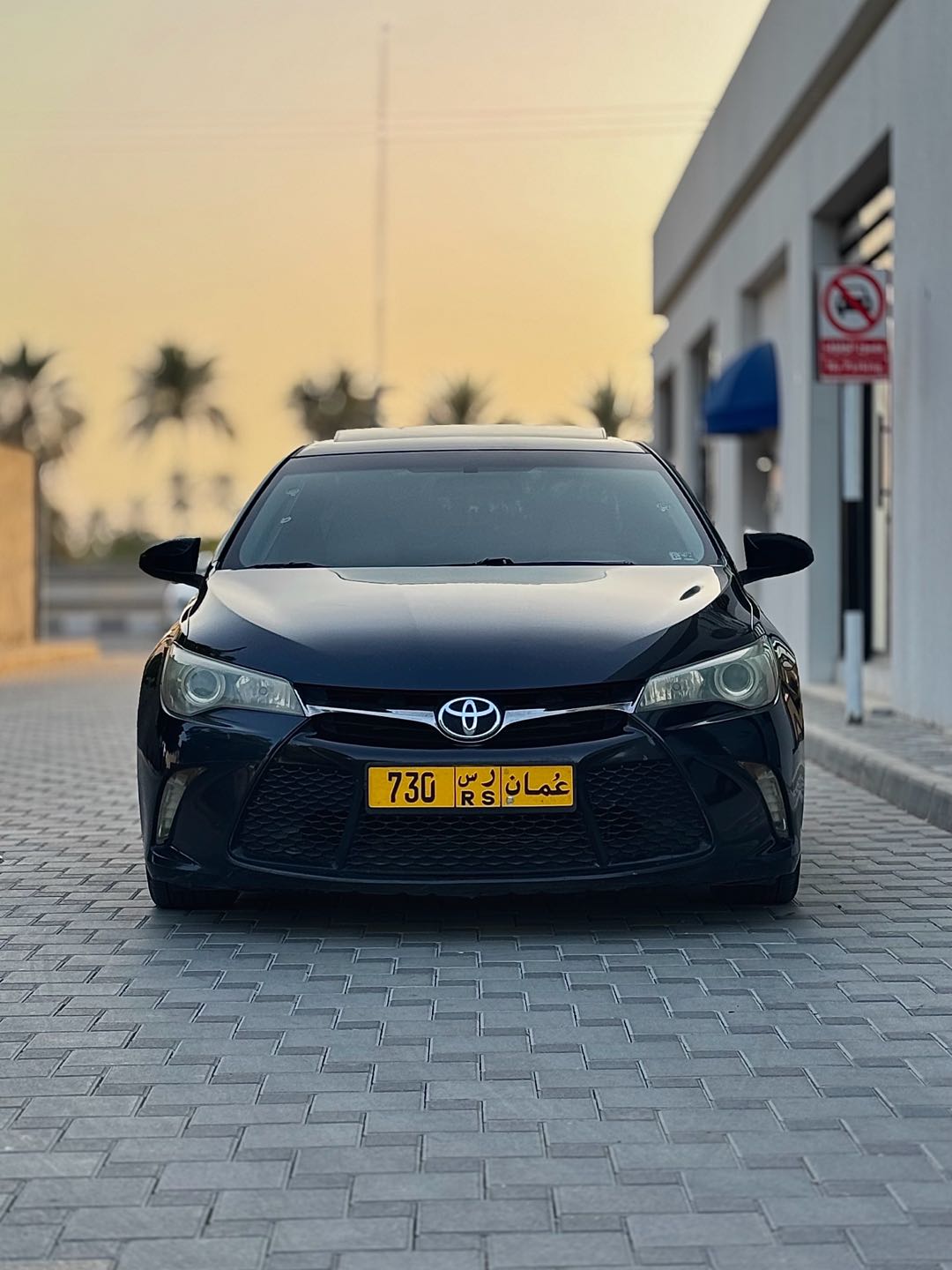 Car Image 2016 TOYOTA CAMRY XSE
