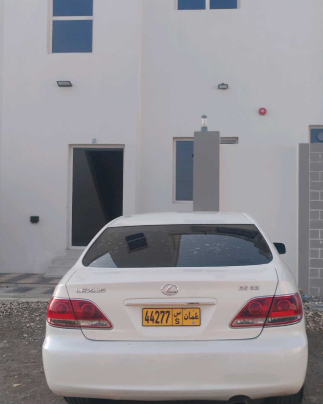 Car Image 2005 LEXUS ES 330