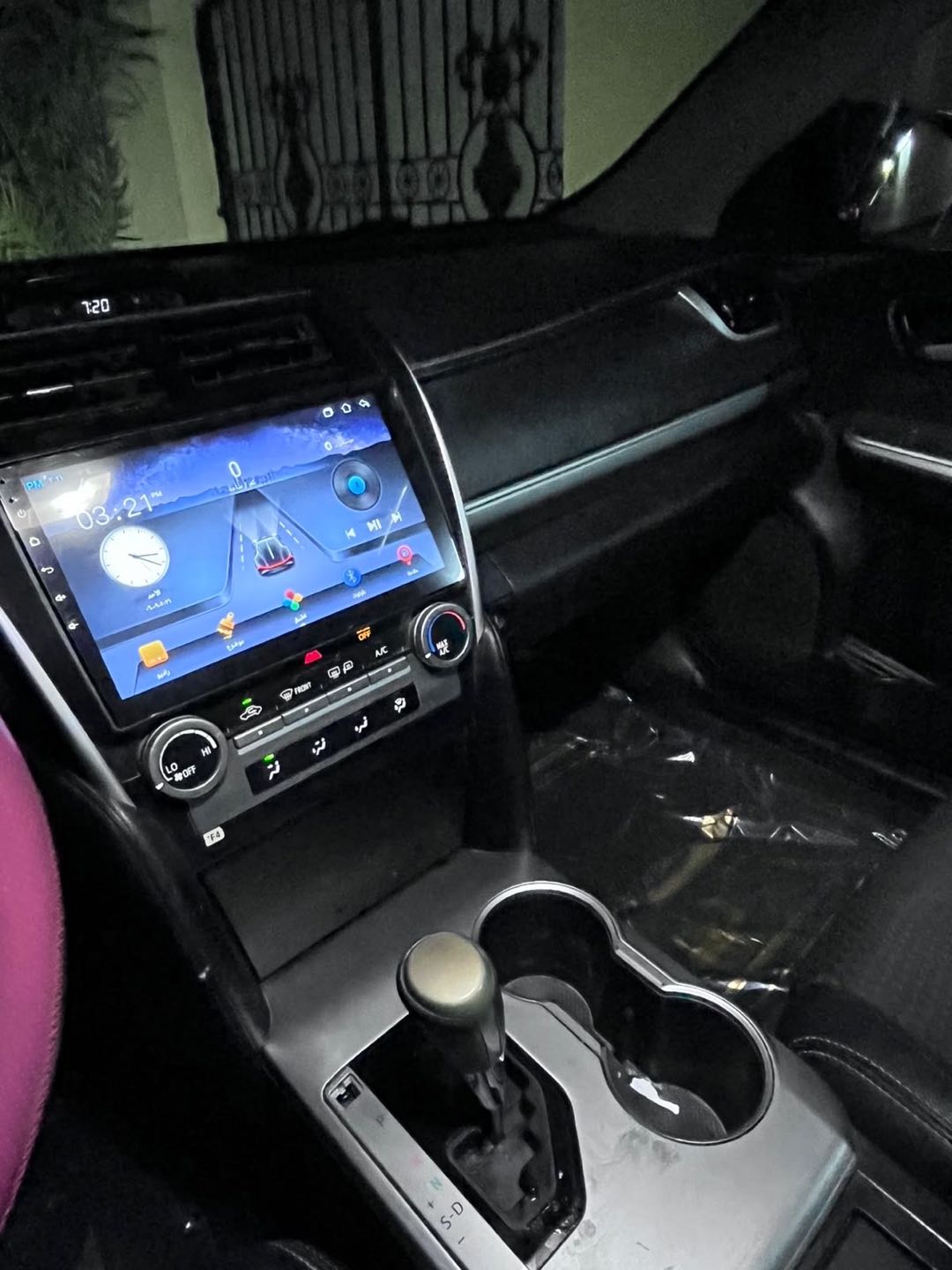Car Image 2013 TOYOTA CAMRY LE