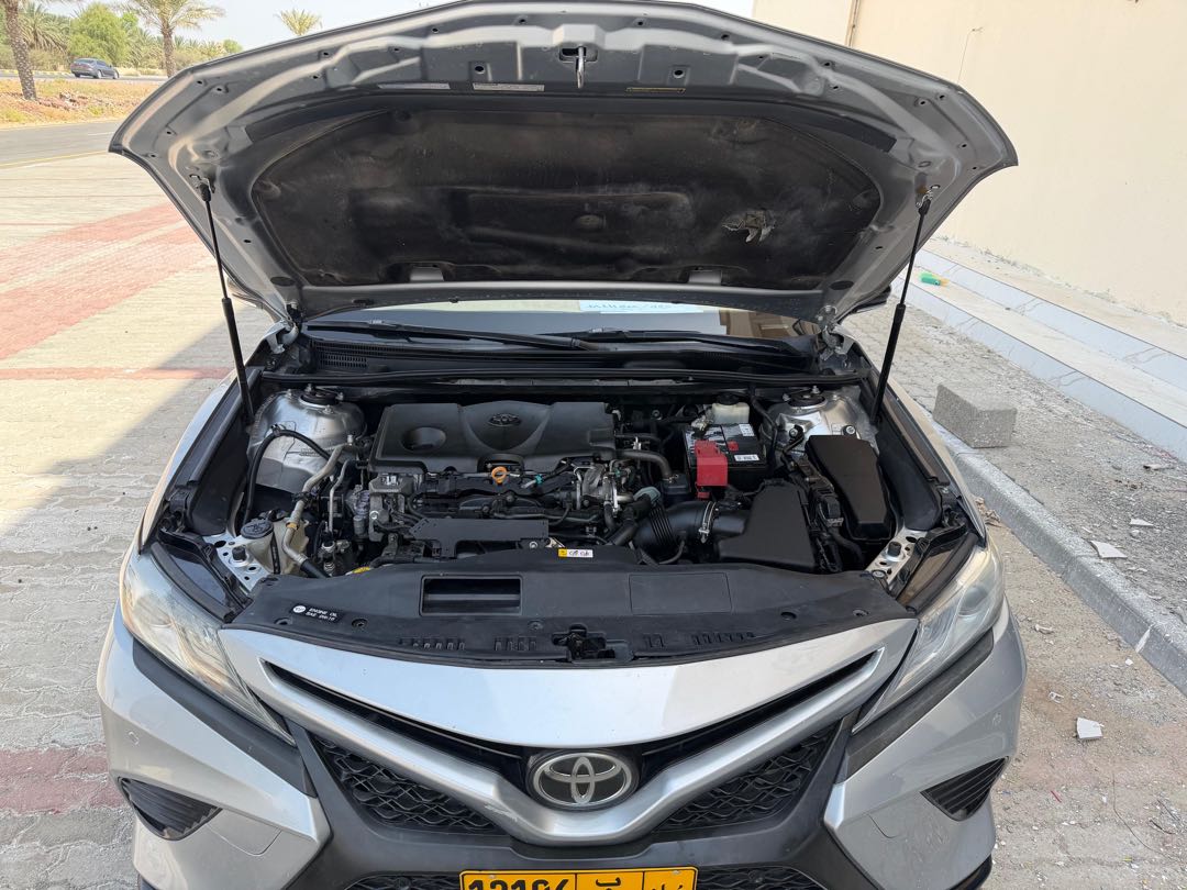 Car Image 2018 TOYOTA CAMRY XSE