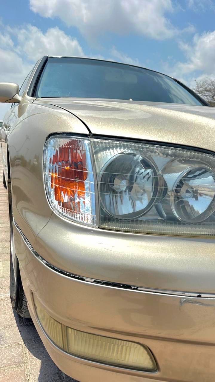 Car Image 1999 LEXUS LS 400
