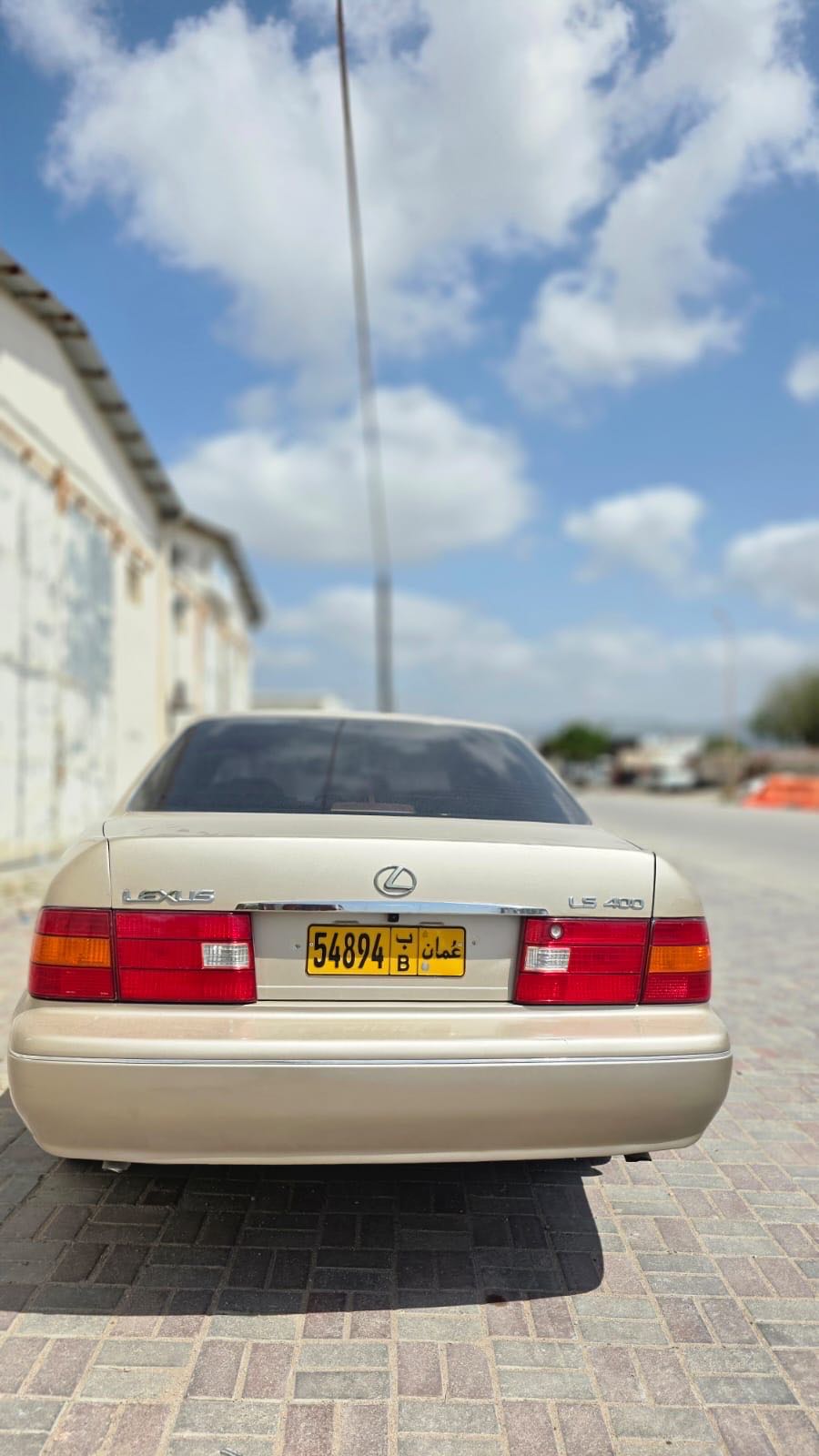 Car Image 1999 LEXUS LS 400