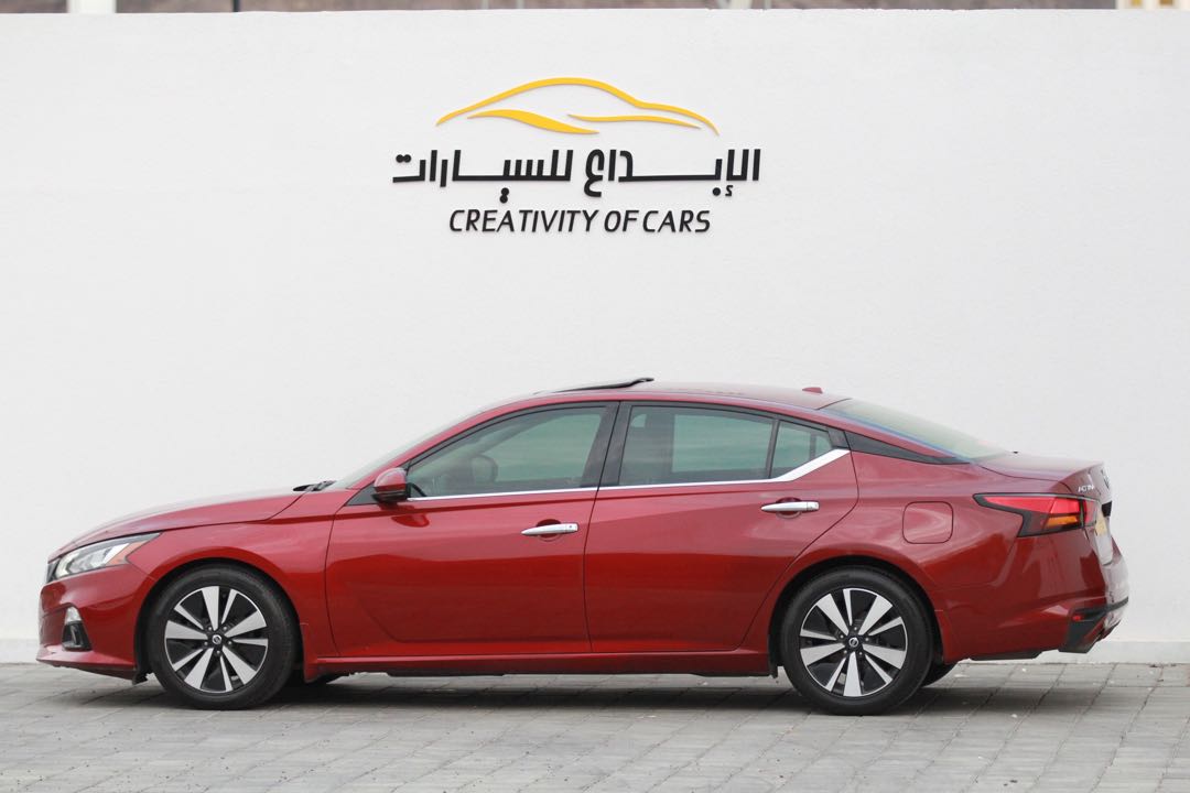 Car Image 2019 NISSAN ALTIMA SV
