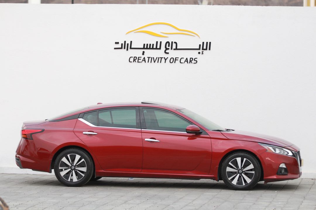 Car Image 2019 NISSAN ALTIMA SV