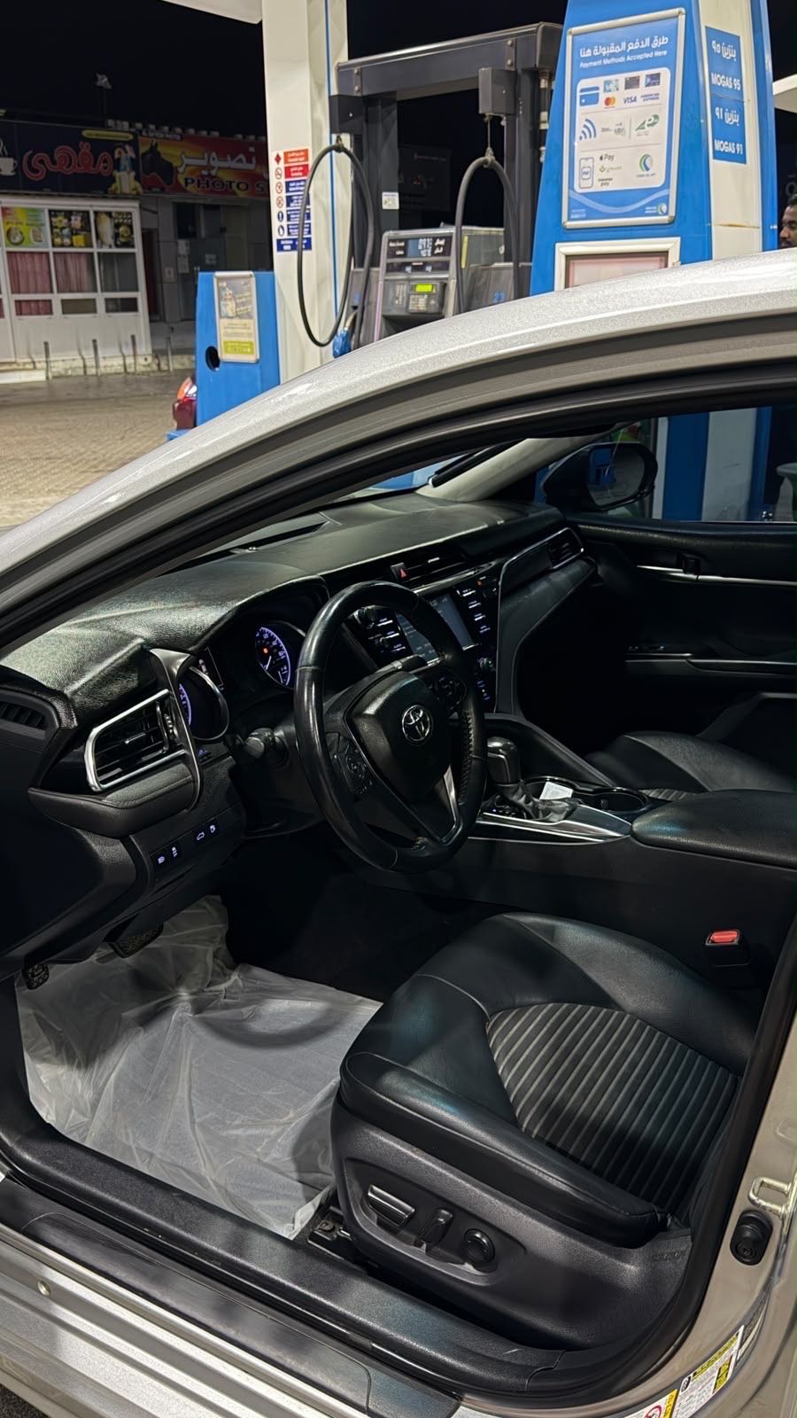 Car Image 2018 TOYOTA CAMRY SE