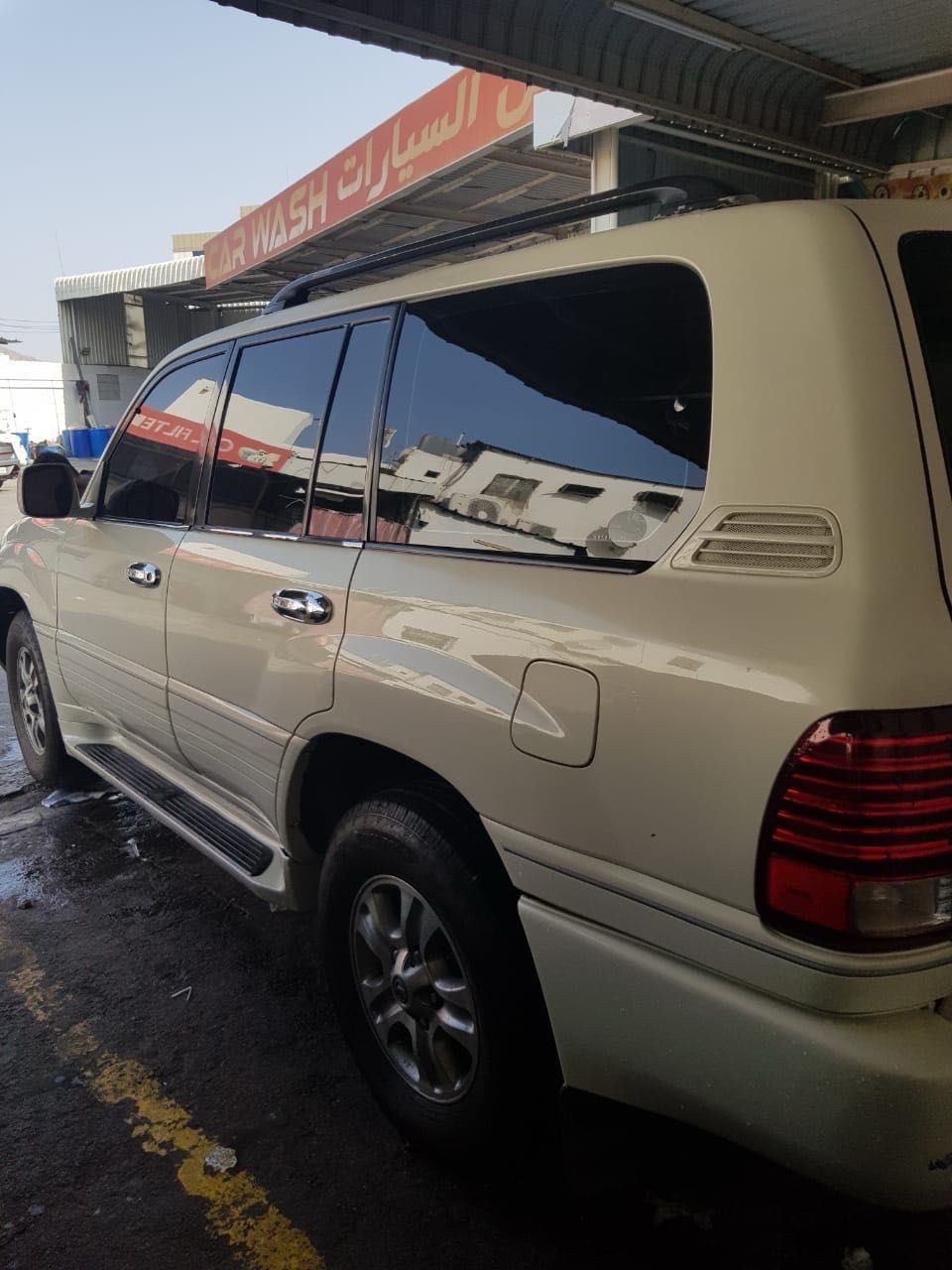 Car Image 1999 LEXUS LX 470