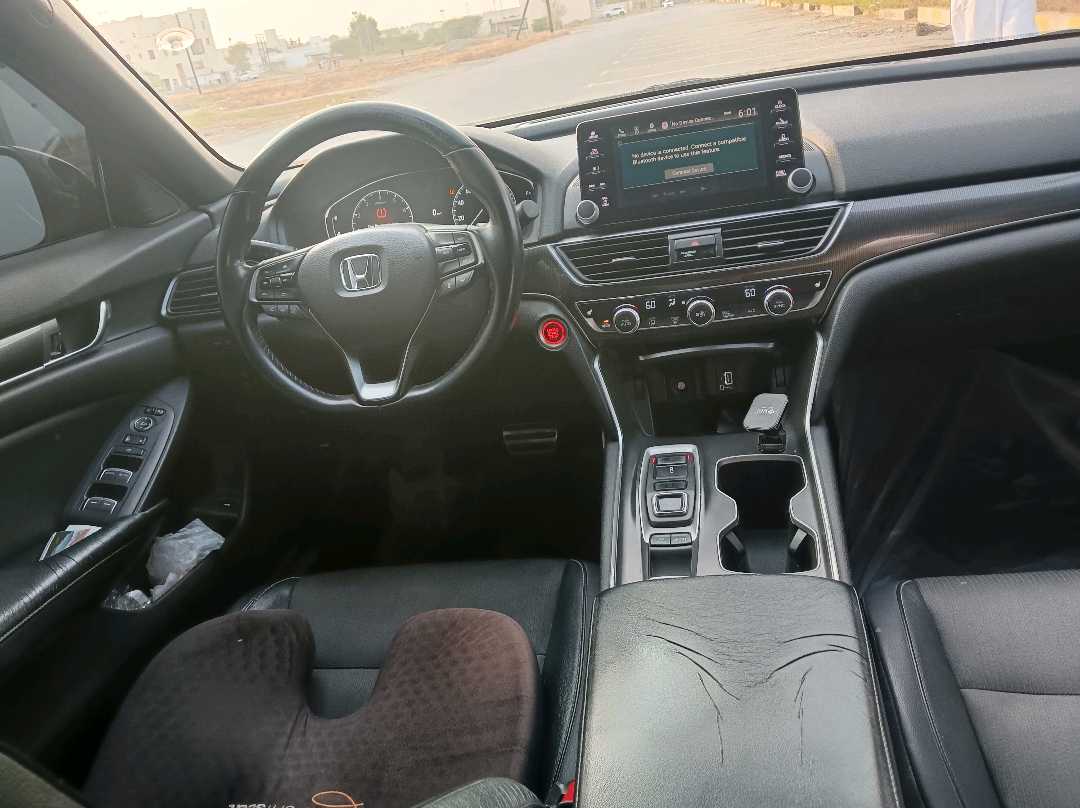 Car Image 2018 HONDA ACCORD SPORT