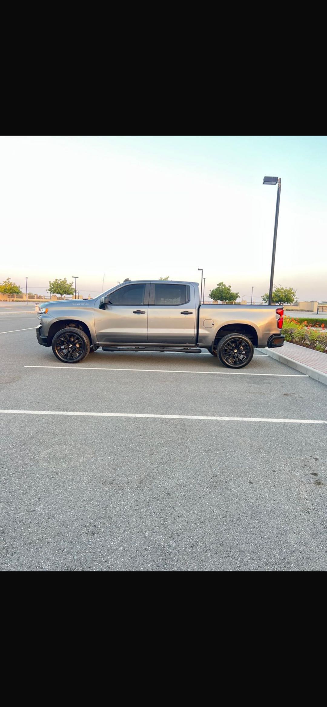 Car Image 2020 CHEVROLET SILVERADO 