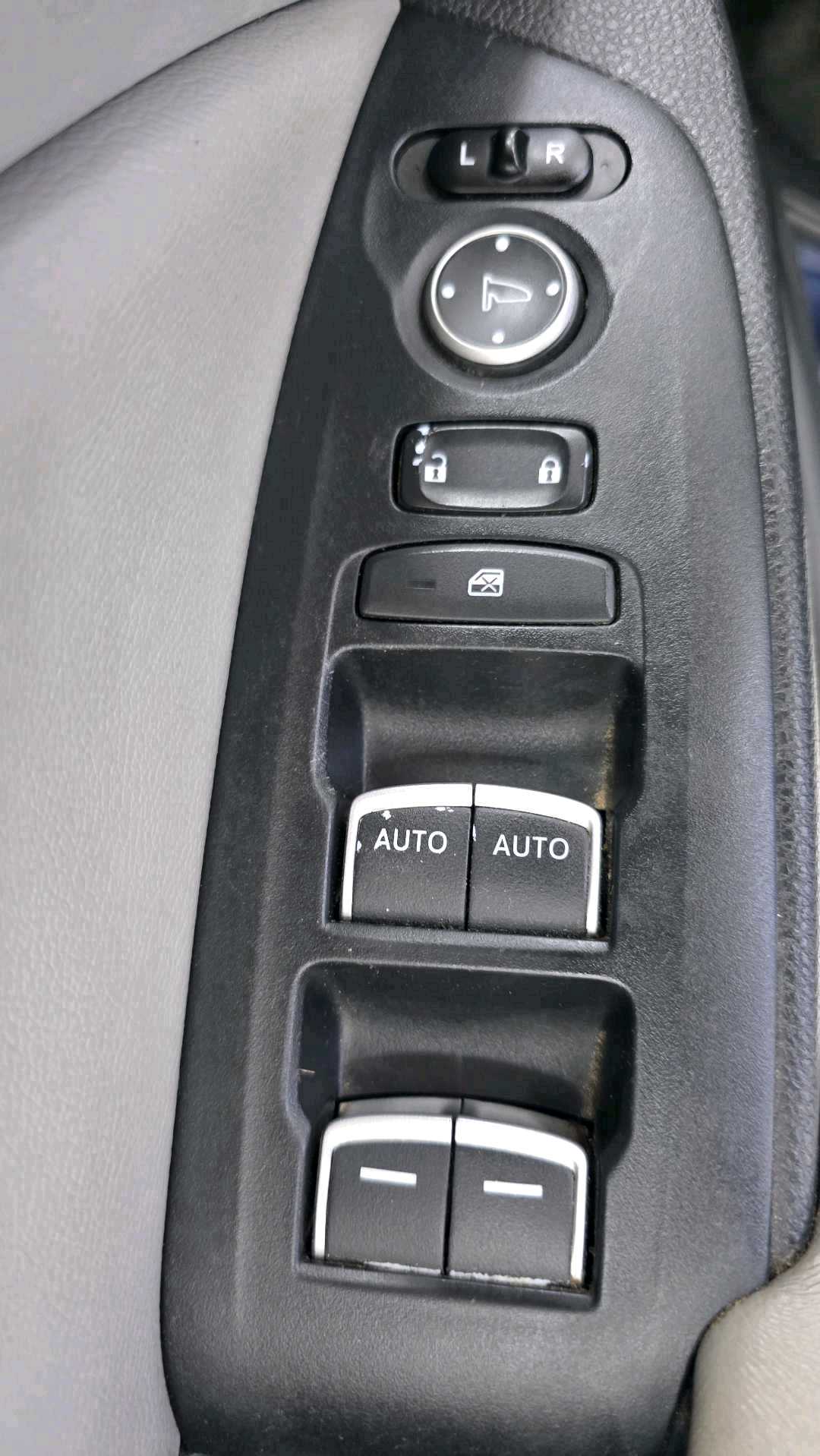 Car Image 2018 HONDA ACCORD TOURING