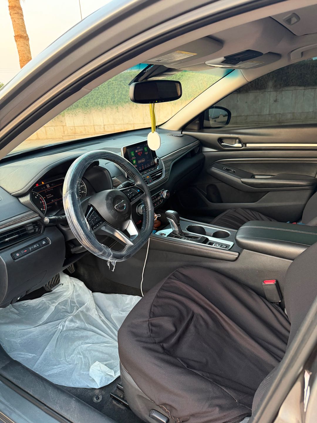 Car Image 2019 NISSAN ALTIMA SL
